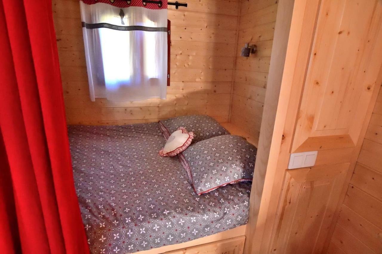 Gîte Roulotte - La clé du bonheur Orve Extérieur photo